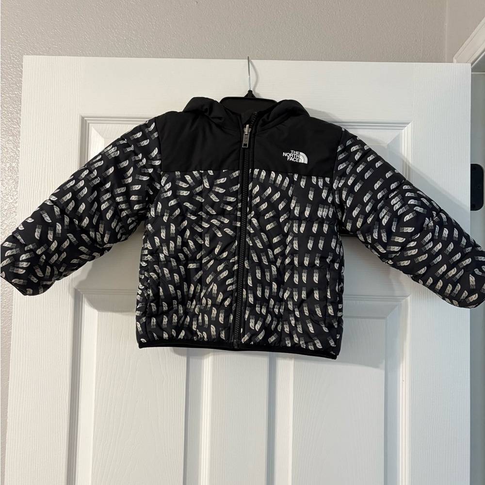 The North Face Black and Gray Patterned Jacket